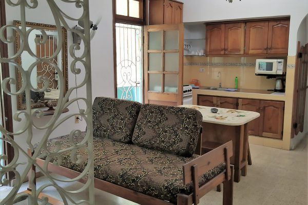 Apartamento 305 en Humboldt 7 y Malecón, Centro Habana